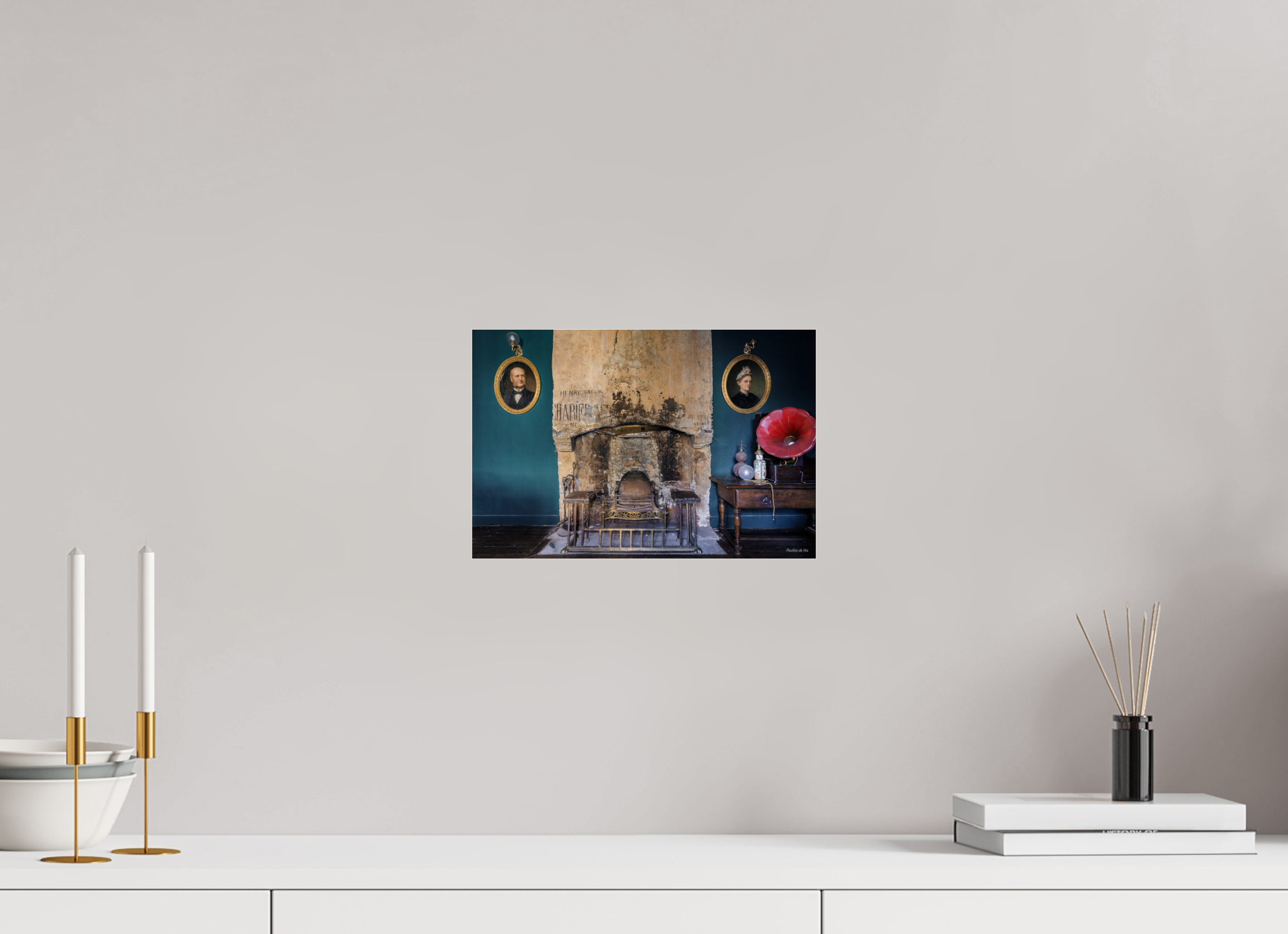 30 x 20 cm, Photo Print Under Acrylic Glass Échos du Passé